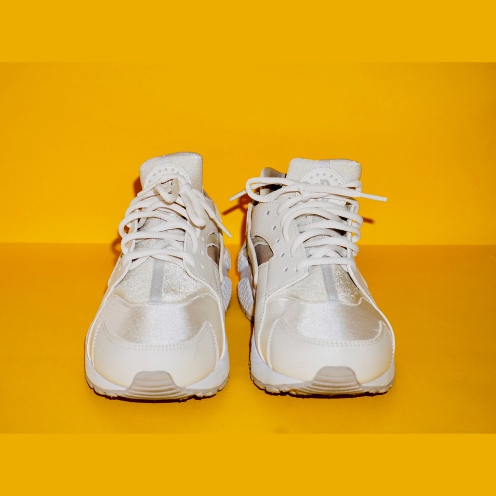 Nike Hirachi Sneakers